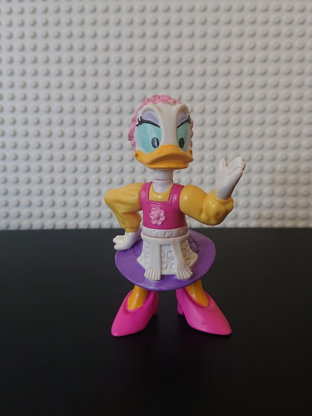 Disney Classic - Daisy Duck 3.5" Action Figure - Epcot Center